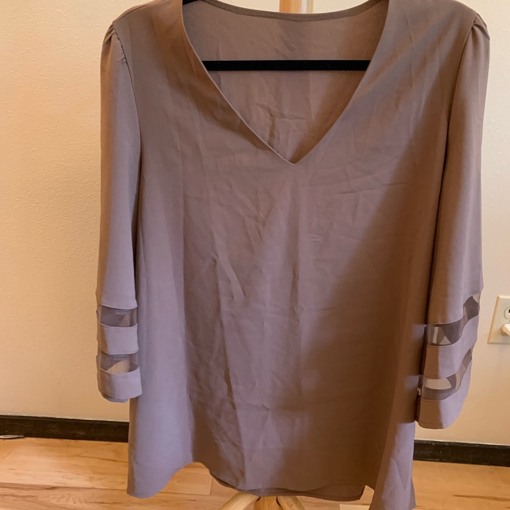 Brown V Neck 3/4 sleeve Blouse